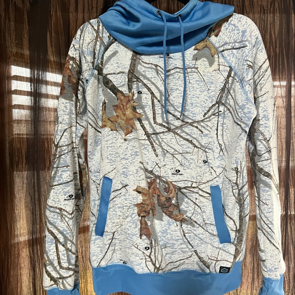 Mossy oak cowl neck sweatshirt